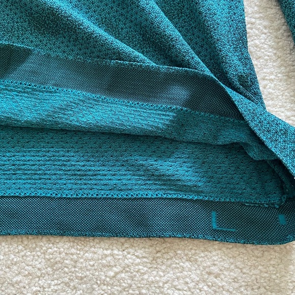 Lululemon Teal blue long sleeve Metal Vent Tech Running Performance top size L - Picture 3 of 4